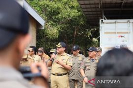 Pemkot Makassar tertibkan dan relokasi peternakan babi keluar dari permukiman