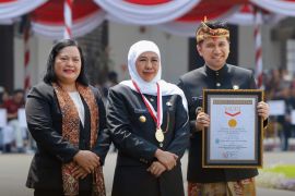Para pelajar SMK se-Jawa Timur tembus rekor MURI
