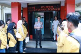 Kapolresta Banjarmasin bekali mahasiswa pengetahuan bahaya narkoba