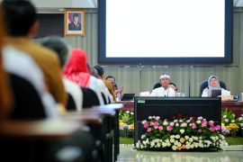 Jabar membentuk tim pemburu anak tidak sekolah hingga desa