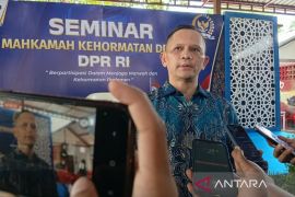 Ketua MKD persilahkan warga lapor anggota DPR RI yang menyalahi etik