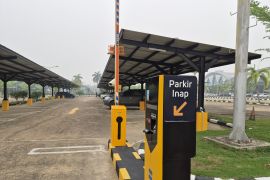 Pengelola bandara Supadio naikkan tarif parkir kendaraan