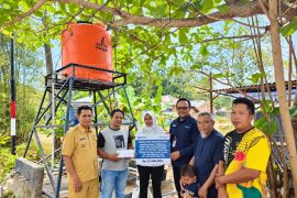 PT Timah bantu penuhi kebutuhan air bersih warga Desa Lalang Belitung Timur