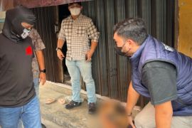 Tim gabungan jaring enam orang dalam Operasi Sarang Narkoba