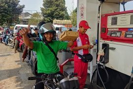 Pemkab Jember pastikan stok BBM aman saat terjadi antrean di SPBU