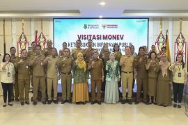 Bupati Kapuas komitmen tingkatkan keterbukaan informasi publik