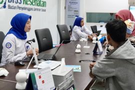 BPJS Kesehatan Surabaya minta peserta JKN tak khawatir stok obat