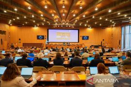 Indonesia meneekankan penguatan status guru pada di sidang UNESCO