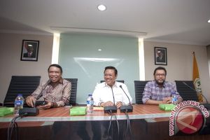 Golkar kubu Agung belum sikapi putusan MA