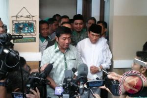 Haji Lulung bernyanyi "Ani" saat menghadap Rhoma