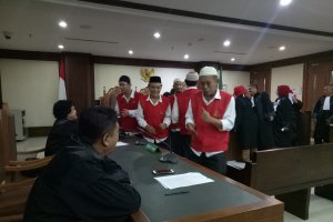 Hakim jatuhkan vonis tiga bulan terdakwa pembawa ambulans 21-22 Mei