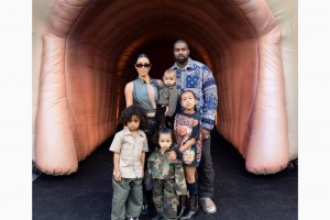 Demi anak, Kim Kardashian dan Kanye West rukun saat Natal 2025&nbsp;