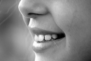 Jaga kebersihan saluran napas dan rongga mulut untuk lawan corona