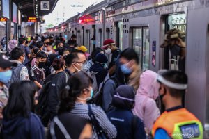 Penumpang KRL cetak angka tertinggi selama PSBB dan PSBB transisi