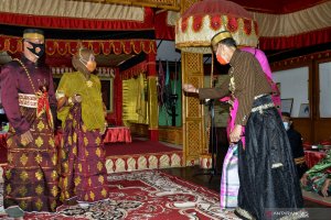 Pemberian gelar adat Kerajaan Gowa