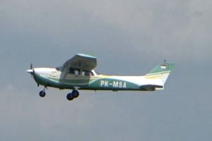 Jember uji coba wisata udara dengan pesawat Cessna
