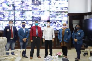 Menengok kinerja Eri-Armuji atasi pandemi hingga pulihkan ekonomi(III)