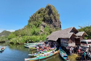 Jalan panjang Rammang-Rammang menuju ekowisata