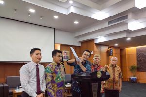 Kuasa hukum mengingatkan Pimpinan MPR tidak terburu-buru ganti Fadel