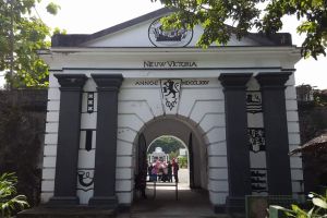 Menteri Kebudayaan meninjau Benteng Victoria di Ambon