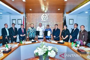 Ketua MPR RI lakukan serah terima jabatan sekretaris jenderal MPR RI