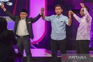 KPU tempatkan Muhaimin di tengah saat debat keempat