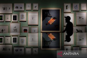 Pameran Sejauh Ini karya Goenawan Muhammad digelar di Lawangwangi, Bandung Barat