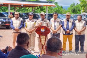 KPU Papua Barat atensi khusus distribusi logistik di empat kabupaten