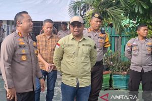 Kapolresta Balikpapan pantau langsung pelaksanaan PSU di TPS 31 Damai