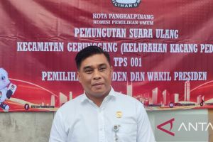 KPU Pangkalpinang gelar PSU di TPS 01 Kacang Pedang