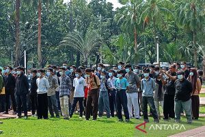 Polisi tangkap 169 remaja yang lakukan konvoi berkedok bagi takjil