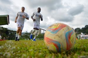 Segini gaji pemain asing di Liga 1: Ratusan juta sebulan!