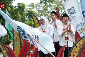 KPU Jatim terima pendaftaran Khofifah-Emil