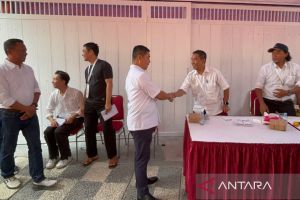 Pj Gubernur DKI tinjau TPS untuk memastikan proses berjalan lancar
