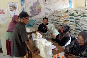 Bulog Sumbar salurkan 3.939 ton beras bantuan pangan Desember