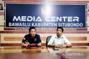 Bawaslu Situbondo periksa PPK/Panwascam terkait pelanggaran kode etik