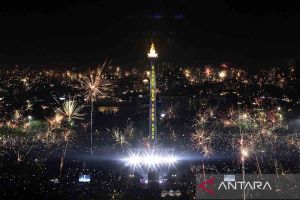 Rekayasa lalu lintas di Monas saat malam Tahun Baru 2026