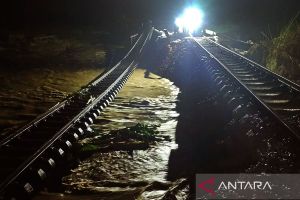 BNPB: Jalur rel Gubug-Karangjati kembali amblas banjir Grobogan