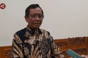 Mahfud MD komentari isu korupsi di Pertamina dan polemik band Sukatani