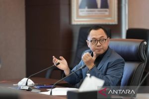 Kemarin, antisipasi kebijakan tarif AS hingga retret gelombang kedua