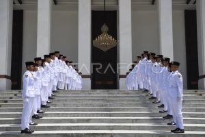 Sejarah singkat dan perbedaan paskibra serta paskibraka