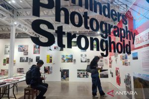 Pameran buku foto Gueari Galeri di Tokyo, Jepang