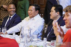 Kemarin, Prabowo undang timnas hingga peta politik usai Dasco temui PDIP