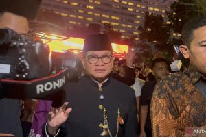 HUT Jakarta, masyarakat sambut Pram-Rano di Lapangan Banteng
