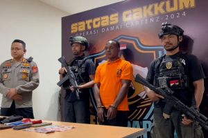 Satgas Damai Cartenz bekuk anggota KKB dan sita senjata api