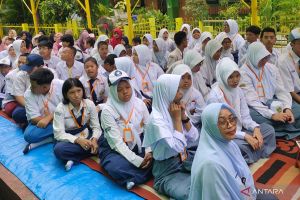 Lirik lagu "Hari Baru" jingel MPLS Ramah karya Mendikdasmen 