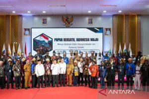 Mendes Yandri ajak jaga kekompakkan bangun tanah Papua