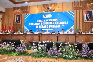 Tiga menteri apresiasi Jatim menuntaskan 8.494 Kopdes Merah Putih