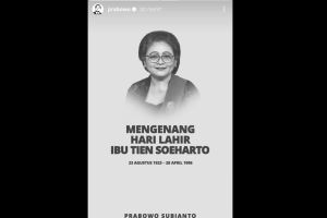 Prabowo unggah potret Ibu Tien Soeharto di hari lahirnya