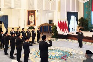 Prabowo lantik 4 menteri dan 1 wamen, Purbaya gantikan Sri Mulyani